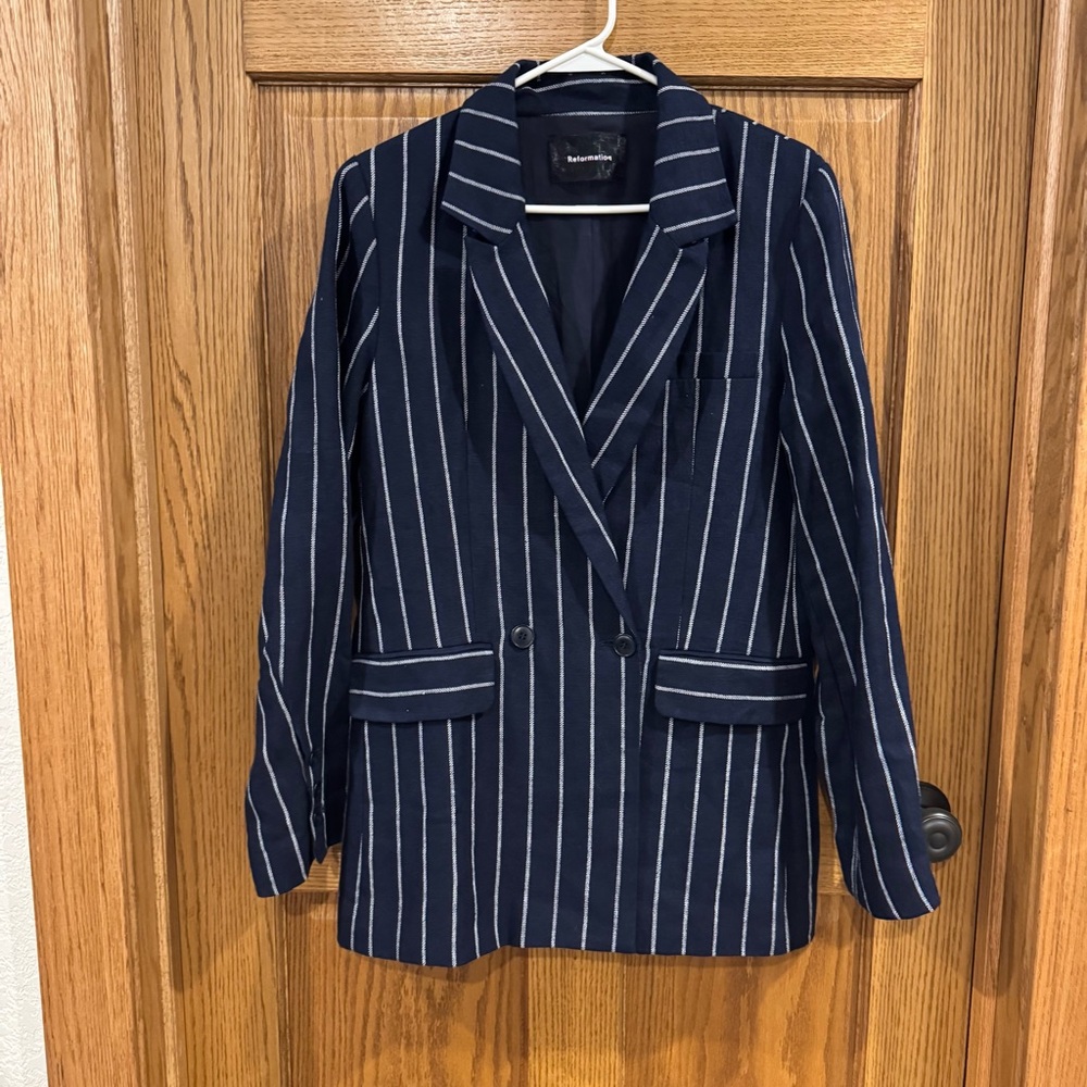 Reformation Navy Pinstripe Linen Blazer – Size Large